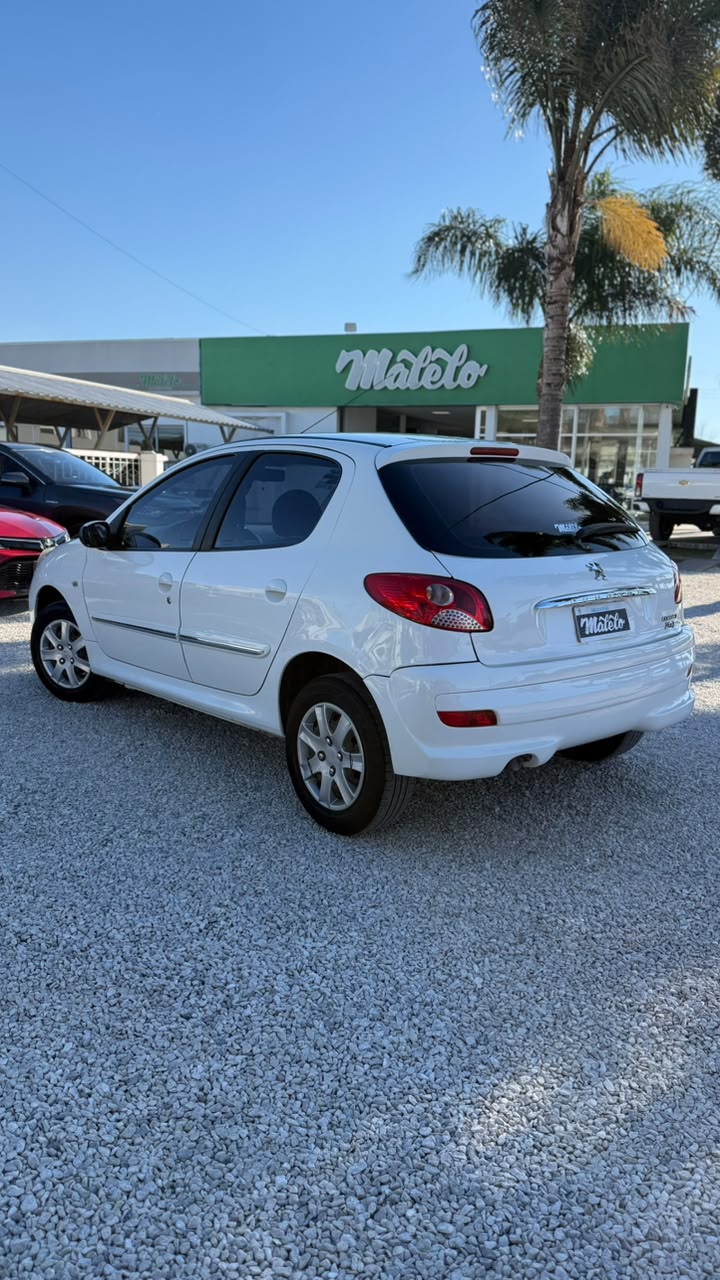 PEUGEOT - 207 COMPACT  ALLURE 1.4  - MANUAL  - 2013